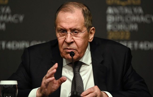 UK Foreign Secretary publicly rebukes Russian FM, stating they're not winning