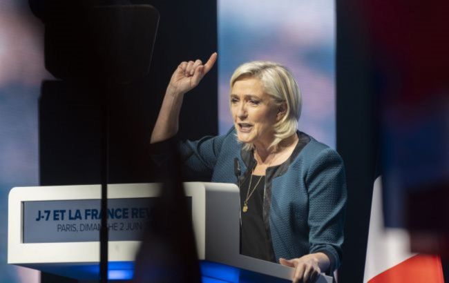 Could France cut Ukraine aid? Presidential hopefuls clash publicly