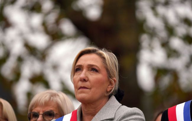 Marine Le Pen leads France's 2027 presidential race, new poll shows