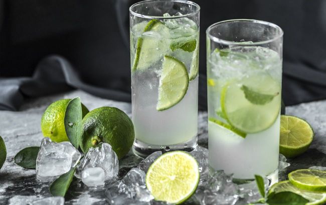 6 drinks and foods to hydrate during hot weather