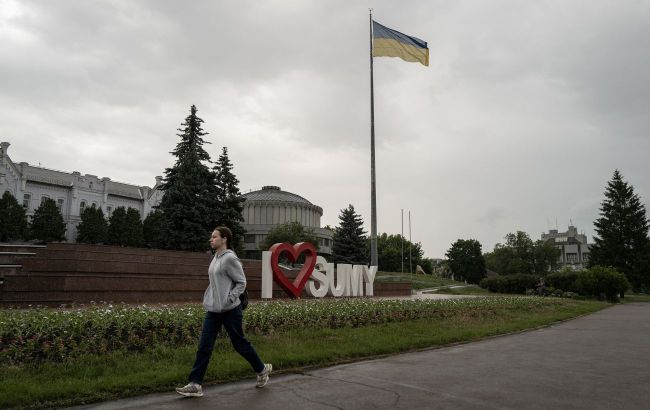 Russia hits critical infrastructure in Sumy: City left without electricity