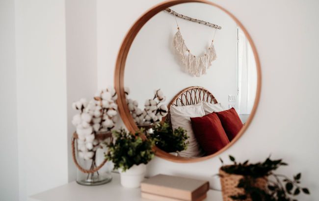 7 mistakes during cleaning that make mirrors cloudy