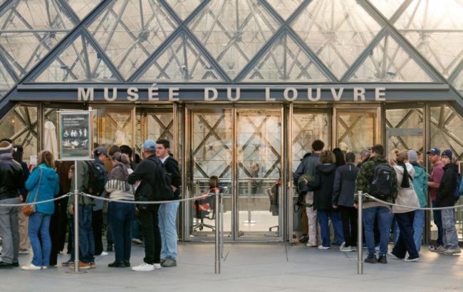 Louvre heist fears - Museum's most valuable jewels to be hidden underground