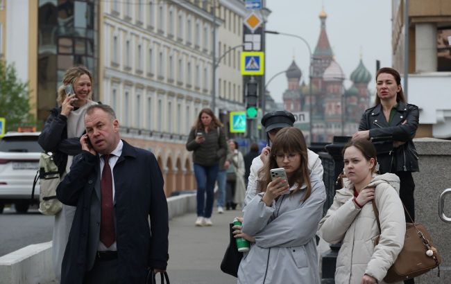 Russians report disruptions to multiple internet services after strike on mega data center
