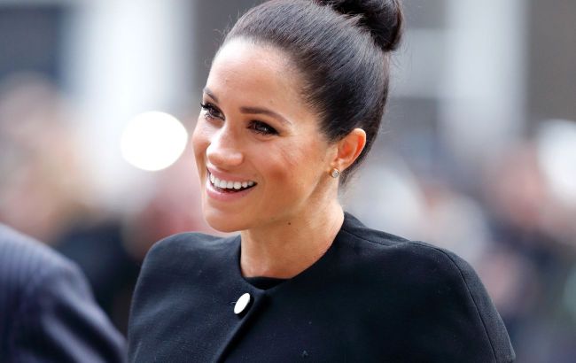 Meghan Markle's new sweatshirt features a special message: Here's the look
