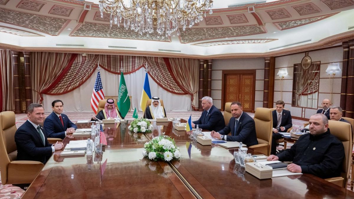 US and Ukraine begin new round of talks in Riyadh - AFP