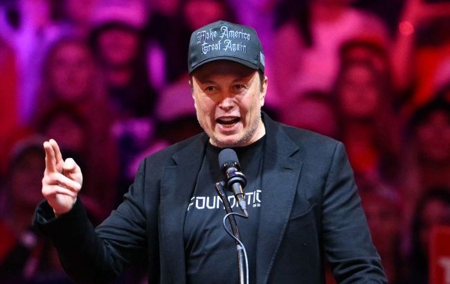 Elon Musk backs claim US drifting toward civil war