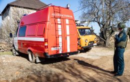 Two more bridges hit in Crimea, fire erupts in Simferopol after explosions