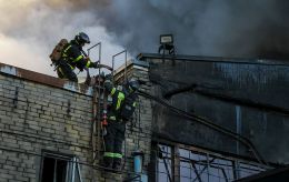 Occupied Donetsk shaken by explosions, power outages reported
