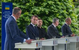 Security guarantees for Ukraine: Media publishes draft of Paris summit declaration