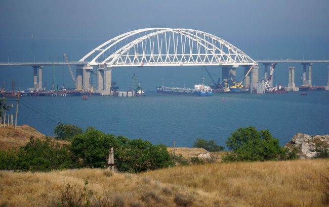 Russia lost protective structures around Crimean bridge due to storm