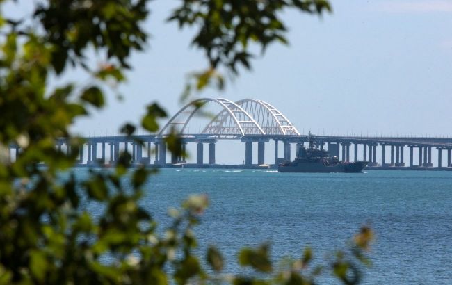 SBU targets weak point of Crimean Bridge: Impact on Russia’s supply lines