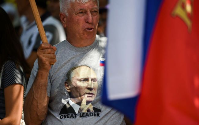 Russians increasingly save on food and clothes because of war - intelligence