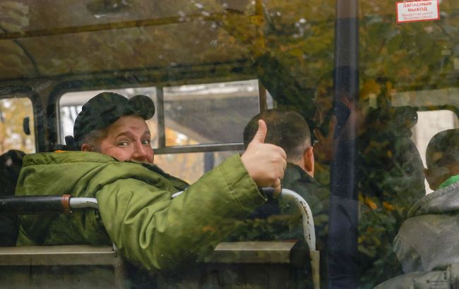 Russia sends HIV-infected soldiers on combat missions: Intel interception