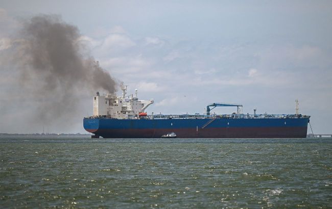 Iran attacks its own tanker under US and EU sanctions