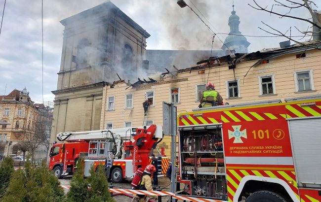 Russian drones hit Ukraine's Lviv, Ternopil, Ivano-Frankivsk: Latest updates