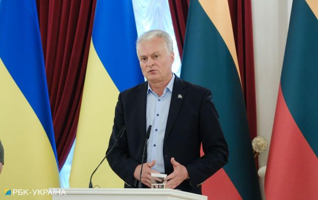 Lithuanian leader: NATO invitation strengthens Ukraine, Russia sees caution as weakness