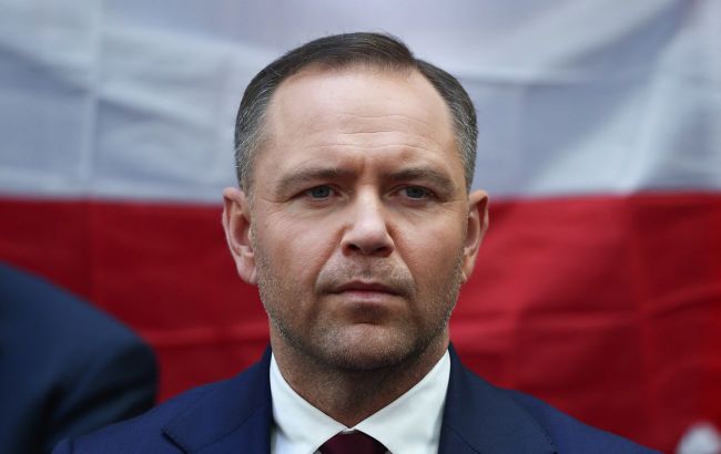 Poland stops funding Starlink for Ukraine after president veto