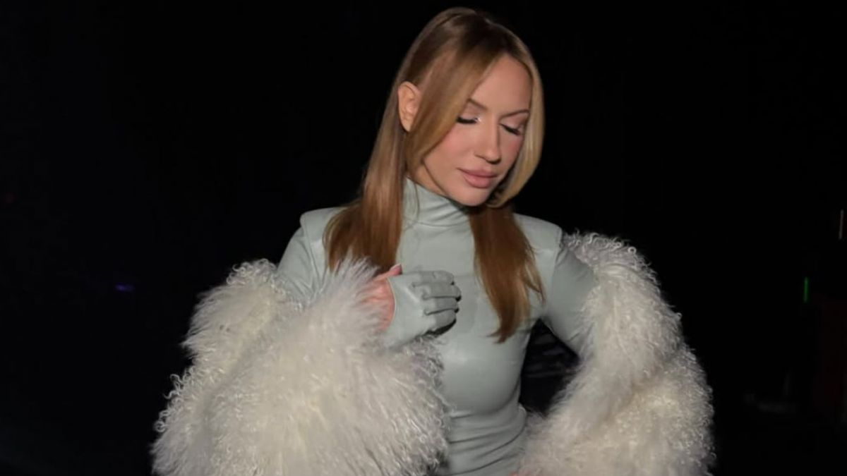 Lesia Nikitiuk wows in bold eco-leather and fur monochrome look