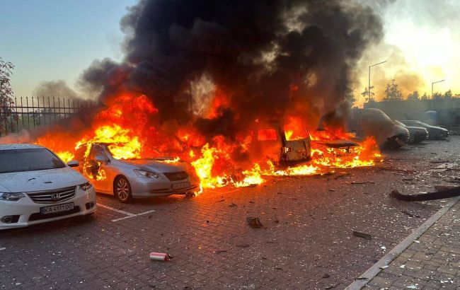 Russian drones and missiles hit Kyiv region, leaving homes and cars destroyed