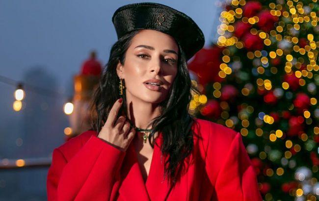 Shine in style: Chic red dress looks for Christmas and New Year