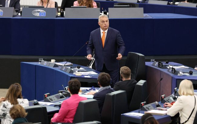 EU risks missing deadline to extend sanctions against Russia over Orbán