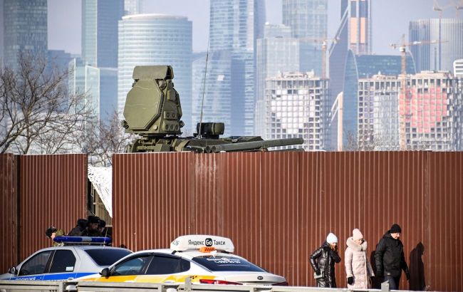 Photos allegedly show air defense network around Moscow