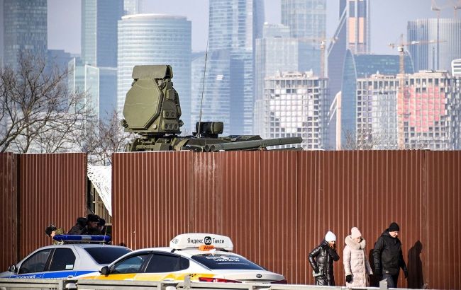 Drone strikes hit Moscow: Airports forced to shut down