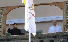 Zelenskyy meets Pope Leo XIV in Castel Gandolfo