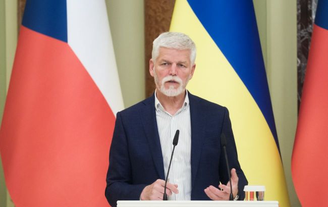 Czech president condemns removal of Ukrainian flag from parliament