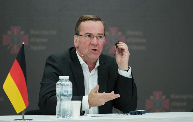 Pistorius sounds alarm: Russian satellites shadow German ones