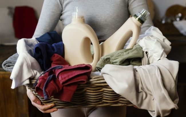 How long can you wear clothes without washing? Exact limit revealed