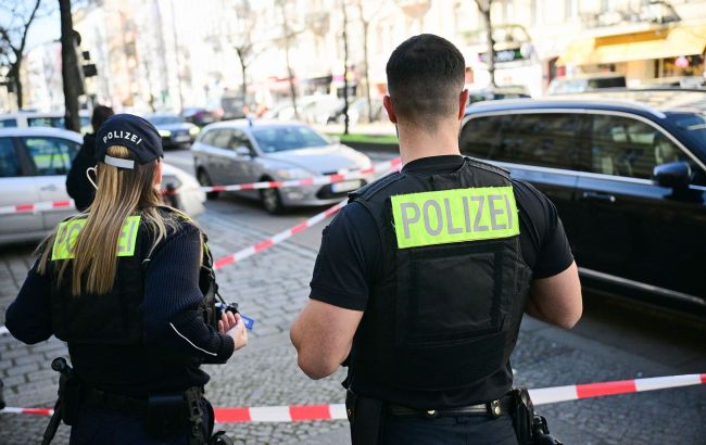BMW driver in Berlin hits group of children, Bild reports