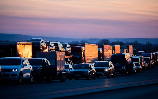 Ukrainian driver of truck died in front of Polish checkpoint