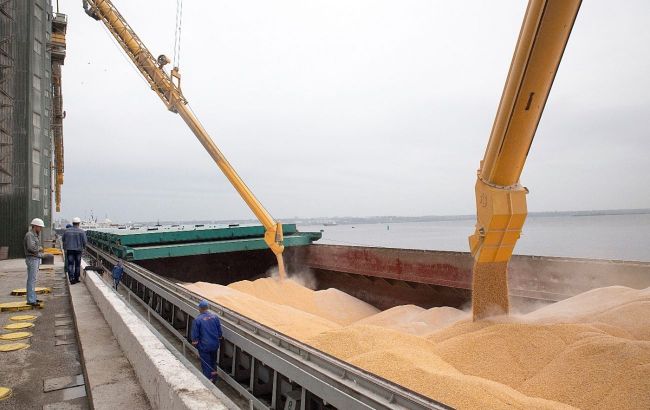 Cargo vessel with grain leaves Ukraine's Chornomorsk first time in two months
