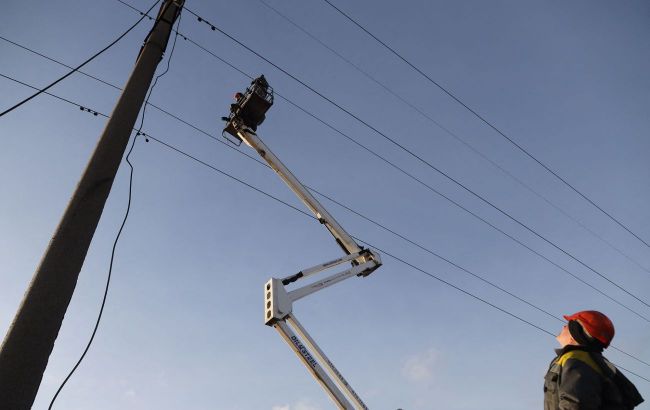 Russia strikes 4 energy facilities in Ukraine's Dnipropetrovsk region, leaving thousands without power