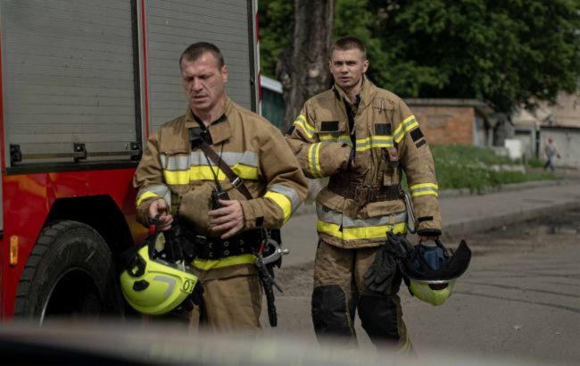 Massive strike on Kyiv - Damage recorded in four districts, primarily on Left Bank