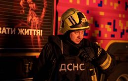 Kryvyi Rih under massive Russian attack: High-rise and enterprise in flames