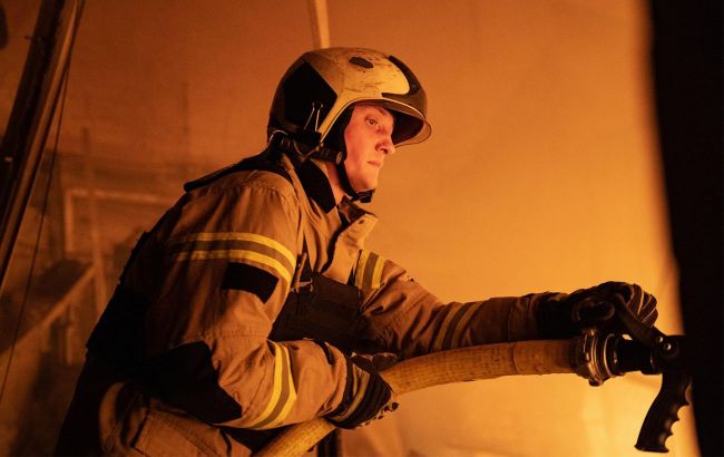 Russia strikes Ukraine's Kherson: 2 injured reported