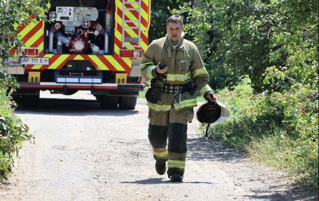 Russian forces strike residential area in Odesa region: Home damaged by fire
