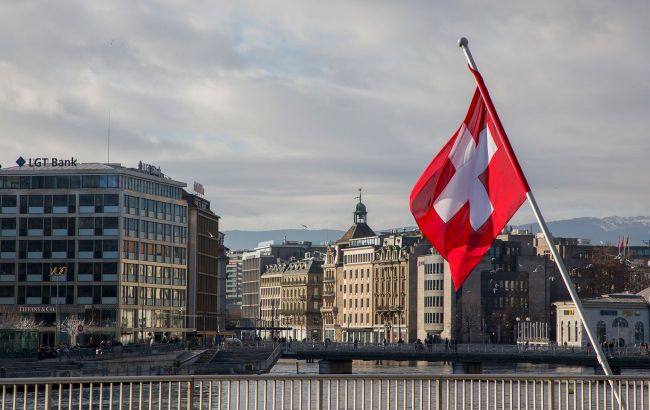 Rebuilding Ukraine: Switzerland pours over $100M into infrastructure and housing