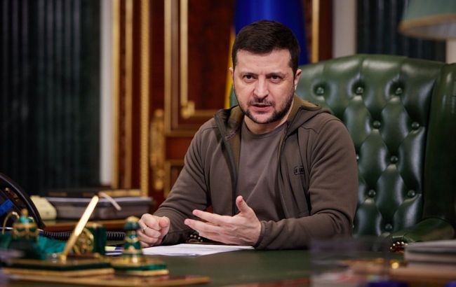 Zelenskyy discusses peace formula with UAE president