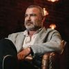 X-Men star Liev Schreiber arrives in Kyiv and visits site of Russian strike