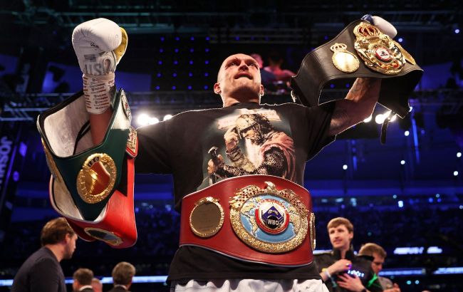 Boxing's biggest millionaires: See who made the top 10 (and how Usyk stacks up)