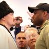 Stylish and unshaken: Usyk wins another staredown with Dubois (video)