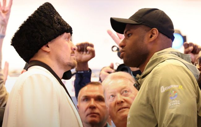 Stylish and unshaken: Usyk wins another staredown with Dubois (video)