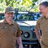 Usyk spends time with Ukrainian soldiers in rehab: Moving encounter on video
