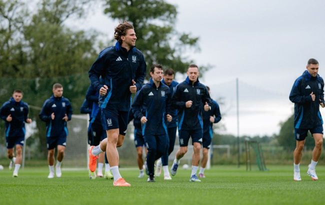 Rainy start for Ukraine team: First images from France preparations