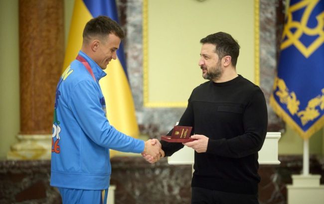 Zelenskyy honors Ukraine&rsquo;s Winter Paralympic heroes with state awards