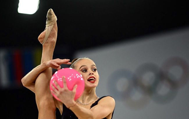 4 golden medals: Ukrainian gymnast Onofriichuk sets historic World Cup record